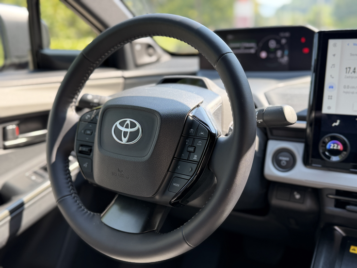 Toyota C-HR+ | Foto: Gregor Pavšič