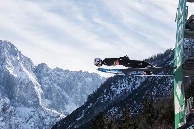  Egner Granerud je uradni osebni rekord dosegel v Planici, kjer je leta 2018 pristal pri 233 metrih, kot predskakalec je v Vikersundu poletel 240 metrov. Ob trenutni formi je mogoče pričakovati, da bo čez dober teden popravil uradni osebni rekord. | Foto: Sportida