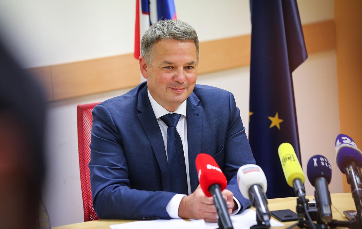 Peter Jenko | Vlada je s položaja generalnega direktorja Fursa razrešila Petra Jenka. | Foto STA