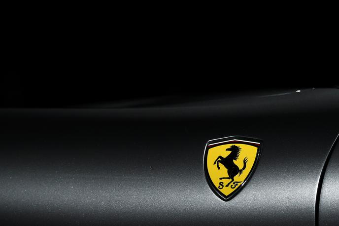Ferrari logo | Ferrari na najvišji ravni ni nastopil vse od leta 1973. | Foto Reuters