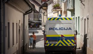 Vlada sprejela sklep za vpoklic pomožnih policistov do konca leta