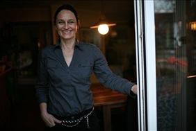 Alenka Oldroyd: Vremenarka s sanjsko službo