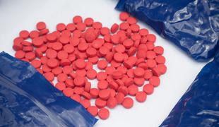 Hrvaški policisti pri 28-letnem Slovencu našli kilogram amfetaminov