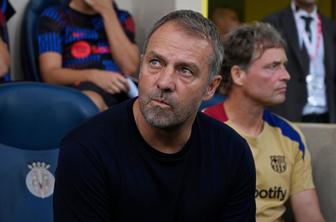 Hansi Flick podaljšal z Barcelono