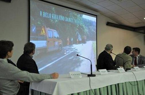 Umeščanje južnega dela trase tretje razvojne osi najmanj konfliktno