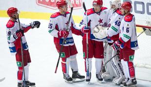 CSKA spet na vrhu, Slovan v izdihljajih tekme zaustavil pohod Medveščaka