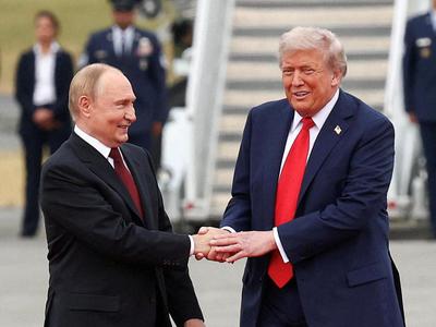 Razkrito: to so tajne kupčije med Trumpom in Putinom
