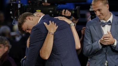 Dallas Mavericks po Luki Dončiću dobili na naboru lige NBA nov biser: prišel je Cooper Flagg; Beringer v Minnesoto