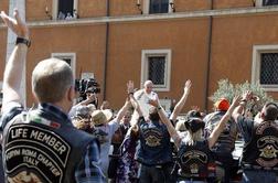 Harley Davidson pred božjim obličjem