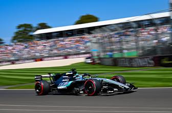 George Russell razred zase, Kimi Antonelli od silovite nesreče do drugega mesta