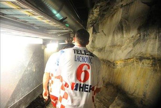 Največja sovražnika ujeta v objektiv