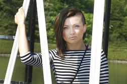 Sara Merčnik: Babica ima uokvirjene moje gole fotografije