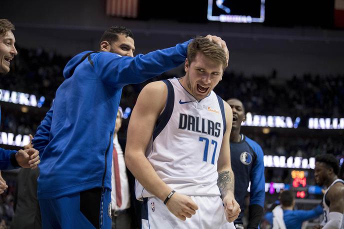 Luka Dončić | Luka Dončić je v najmočnejši košarkarski ligi na svetu  vse bolj v središču pozornosti. | Foto Reuters