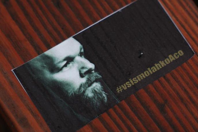 Protestni shod Novo mesto | Šiljiću tožilstvo v obtožnici očita povzročitev posebno hude telesne poškodbe, ki je imela za posledico smrt Šutarja. | Foto Bojan Puhek