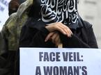 Francija burka nikab musliman