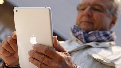 Apple v treh dneh prodal tri milijone tablic
