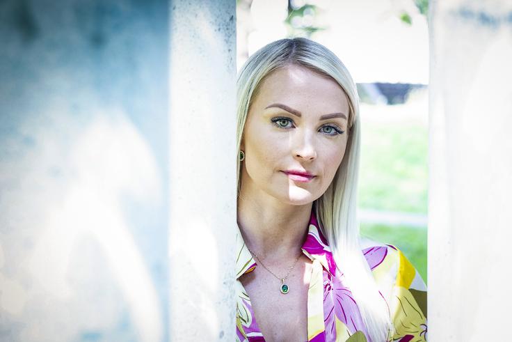 "Ko enkrat začneš kopati po podzavesti, pridejo na dan težke stvari." | Foto: Ana Kovač