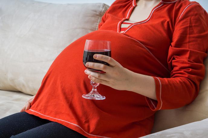 Uživanje alkohola med nosečnostjo | Foto Thinkstock