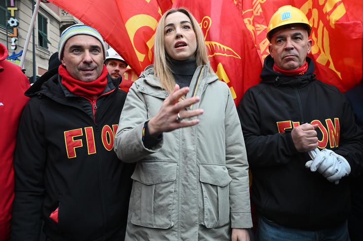 Njen oče je bil nekdaj član Komunistične partije Italije, sama pa se ima za zmerno levičarko. Trdi, da se zavzema tako za gospodarski razvoj kot socialno pravičnost. | Foto: Guliverimage
