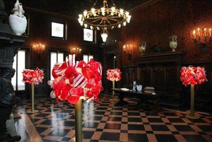 S koščki stekla do skulptur