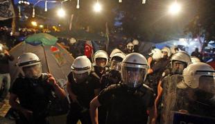 V Ankari policija z nasiljem nad protestnike