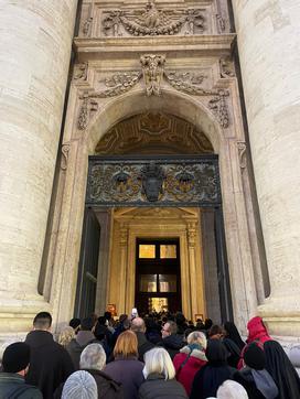 Vatikan, danes, Benedikt XVI. slovo, bazilika sv. Petra