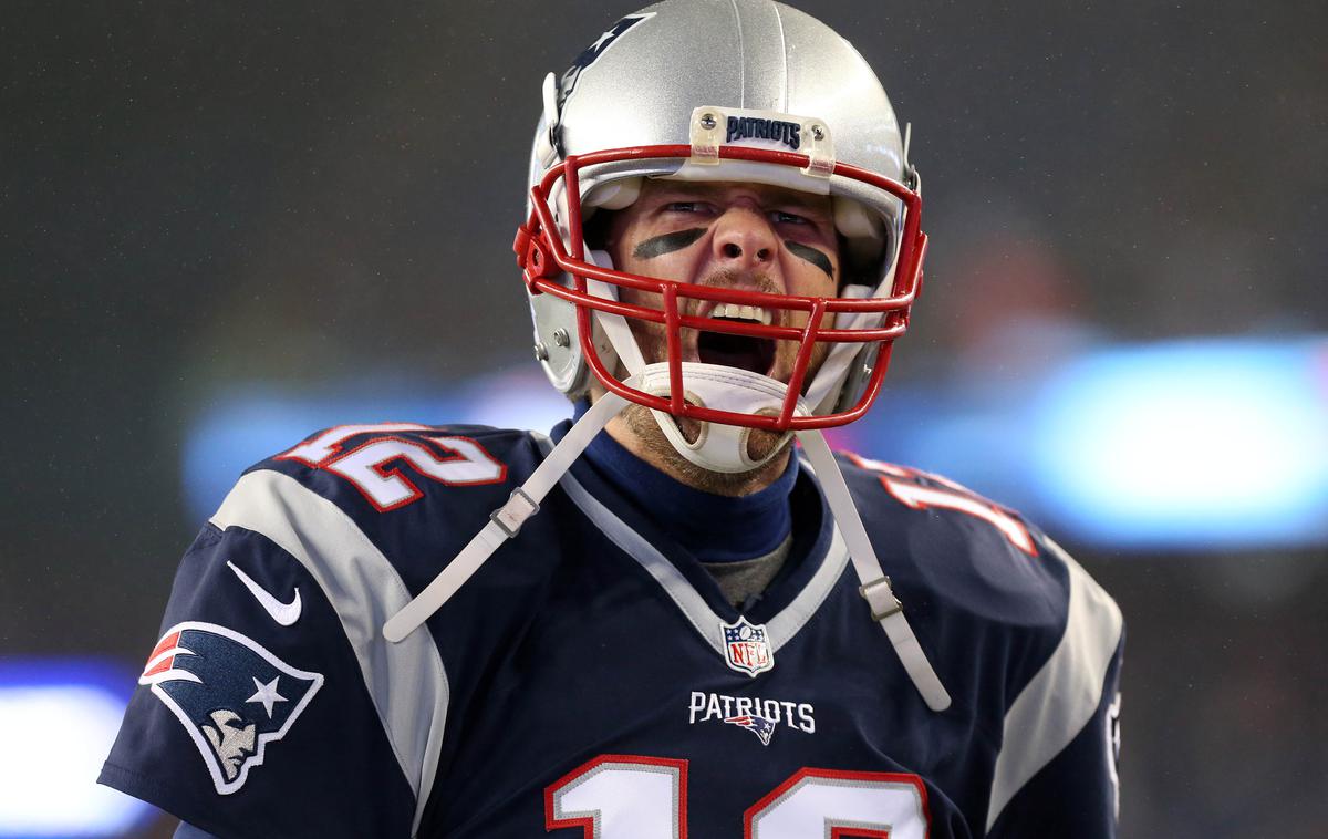 Tom Brady New England Patriots | Tom Brady bo v sredo prvič po letu 2000 prost igralec. | Foto Reuters