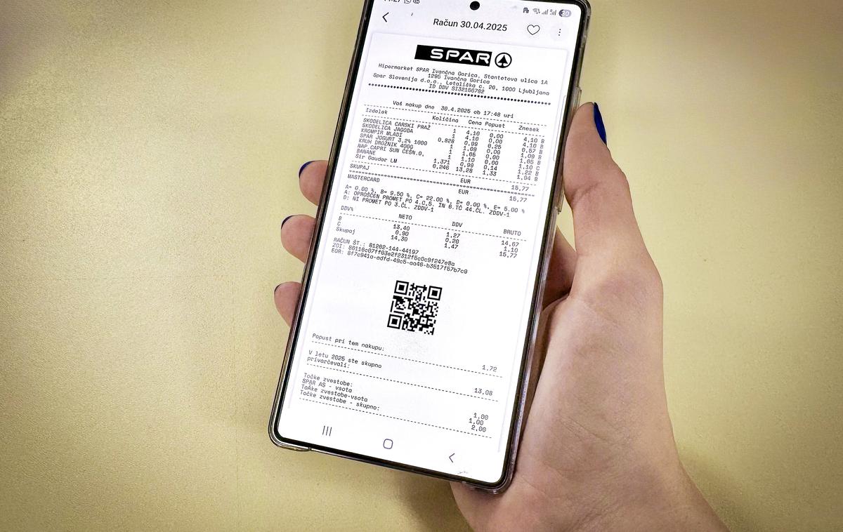 SPAR digitalni račun | Digitalni račun v mobilni aplikaciji Spar Plus | Foto Lana Marie Orel