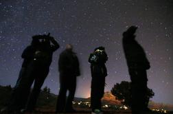 100 ur astronomije ob 100-letnici mednarodne astronomske zveze