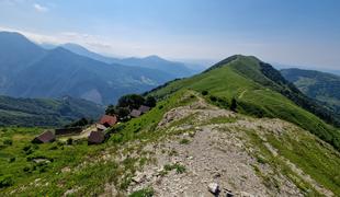 Samotna pešpot, a z res lepim presenečenjem #video