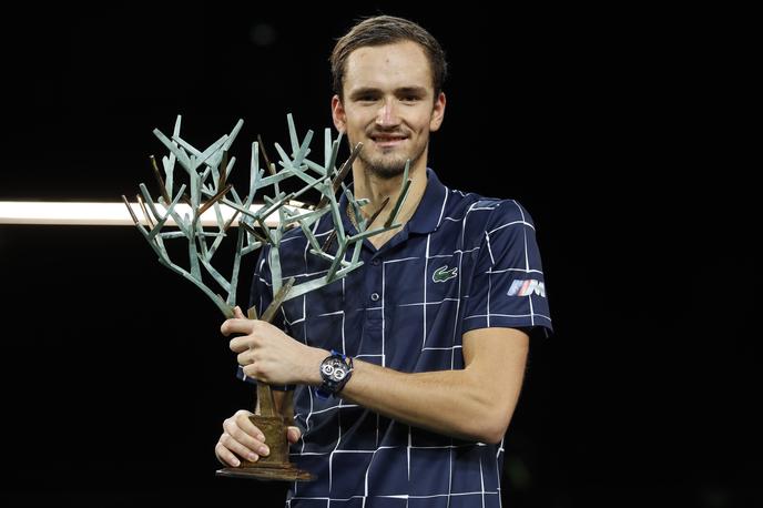 Daniil Medvedev | Daniil Medvedev je v finalu pariškega turnirja ugnal nemškega tekmeca z ruskimi koreninami. | Foto Reuters