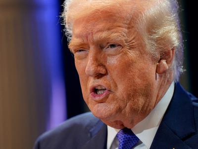 Trump državam grozi z novimi carinami