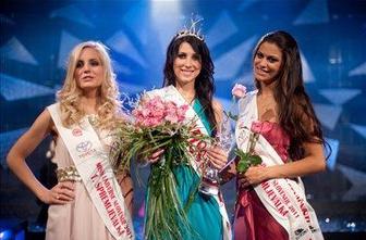 Mis Universe je Ema Jagodič