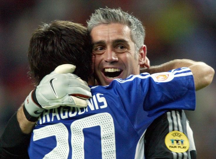 Antonios Nikopolodis je leta 2004 pomagal Grčiji do senzacionalnega naslova evropskega prvaka. | Foto: Guliverimage