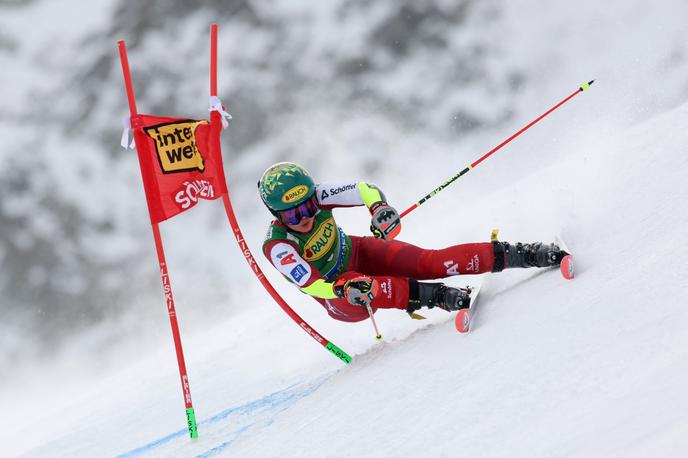 Julia Scheib | Julia Scheib je bila zaenkrat v prvi vožnji razred zase. | Foto Reuters