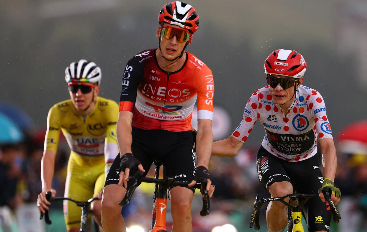 Thymen Arensman, Tadej Pogačar, Jonas Vingegaard | Tadej Pogačar je zanesljivo ubranil veliko prednost v skupnem seštevku Toura. | Foto Reuters