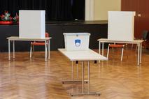 Referendum. Referendum o zakonu o pomoči pri prostovoljnem končanju življenja. Volilna skrinjica.