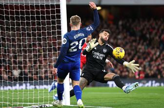 Arsenal predal prvo mesto, Tottenham dobil štiri gole