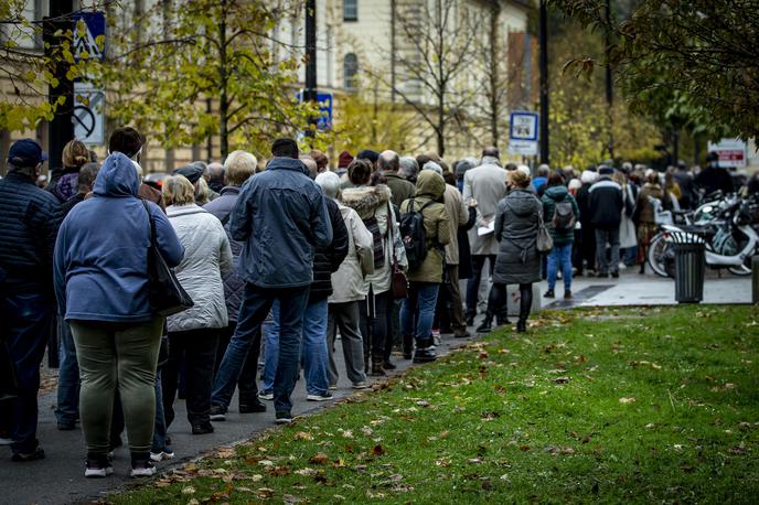 Cepljenje in testiranje | Foto Ana Kovač