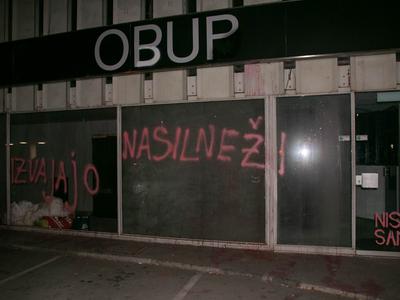 Sodišče v aferi Fotopub še ni uspelo vročiti obtožnice Dušanu Smodeju