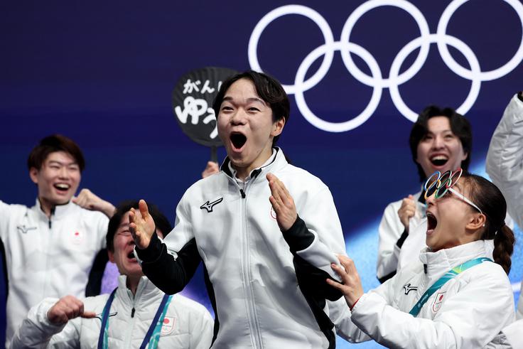 Z najboljšim kratkim programom je postregel Japonec Yuma Kagiyama. | Foto: Reuters