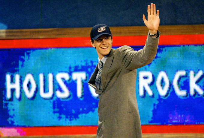 Boštjana Nachbarja so leta 2002 Houston Rockets izbrali na naboru kot 15. po vrsti. Poudaril je, kaj vse novinca pričakuje, preden si zasluži spoštovanje. | Foto: Reuters