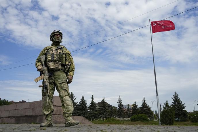 Rusi zavzeli švedsko vas in jo skoraj popolnoma uničili