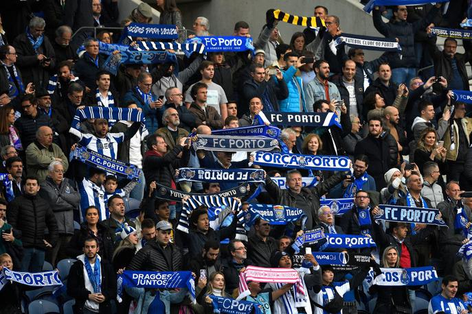 porto navijači | Portugalska nogometna liga se bo nadaljevala 30. maja, a skoraj zagotovo brez navijačev na tribunah. | Foto Getty Images
