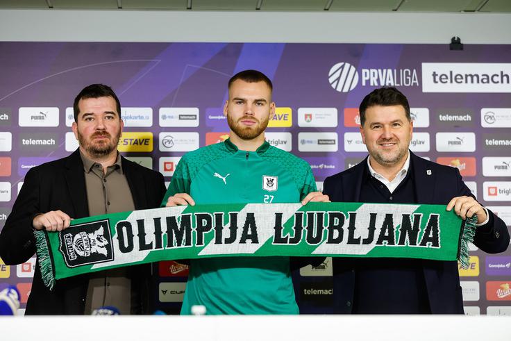 Pozimi je v Ljubljano pripeljal tudi estonskega reprezentančnega napadalca Alexa Tamma. | Foto: Aleš Fevžer