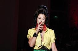 Manekenke po zgledu Amy Winehouse so bile poklon