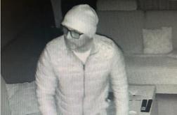 Policija zbira informacije o tem moškem