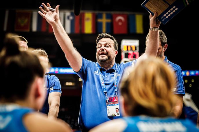 Damir Grgić | Selektor slovenske ženske košarkarske reprezentance pred tekmo z Grkinjami opozarja na hitrost in skok. | Foto Vid Ponikvar