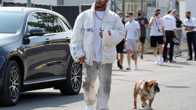 Lewis Hamilton žaluje, izgubil je najboljšega prijatelja