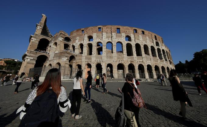 "Kolosej bi moral postati živo prizorišče, ne le muzej, ki ga obiščeš enkrat v življenju," o Koloseju v Rimu meni nova direktorica arheološkega parka Alfonsina Russo. | Foto: Reuters